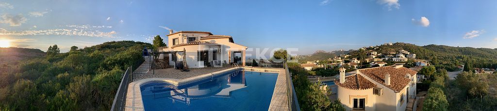 Property photo 3 of 46