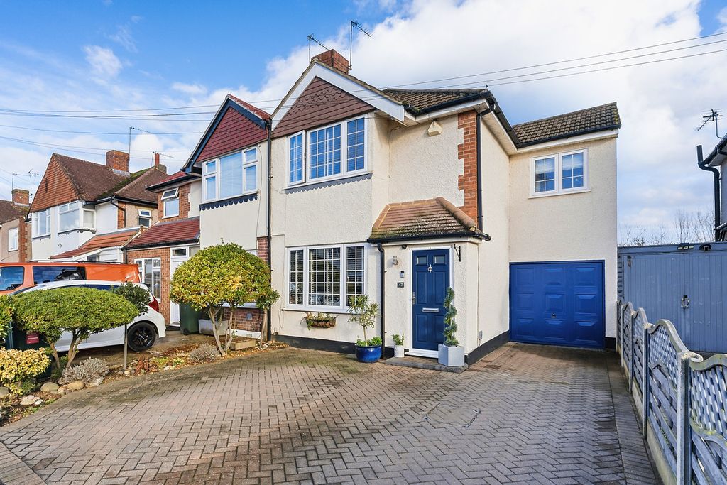 Property photo 1 of 31