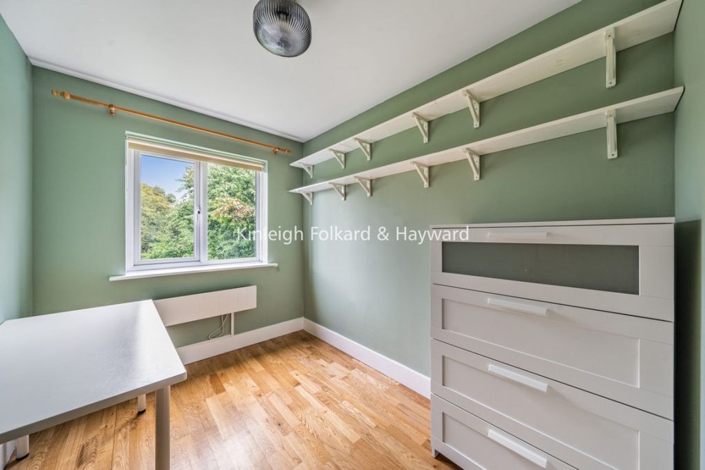 Property photo 3 of 7 30851018-80A7-4097-B