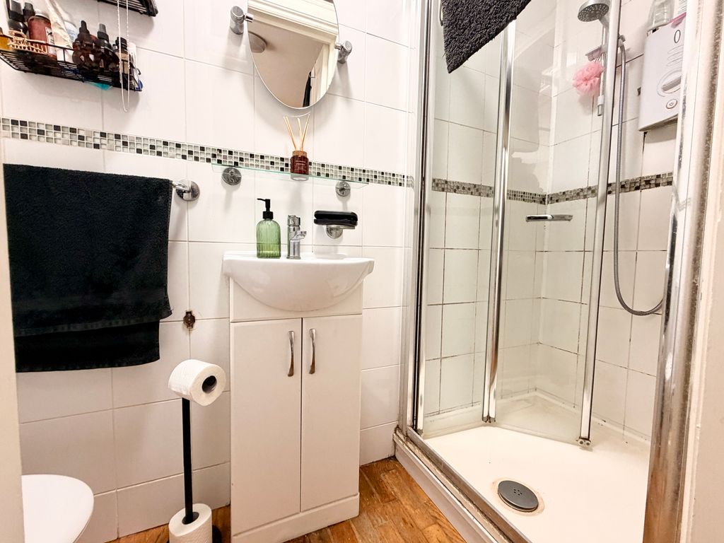 Property photo 3 of 3