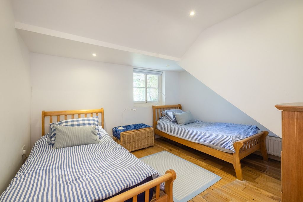 Additional image 30 of 7 bed semi-detached house for saleSt Julian Street, Tenby SA70