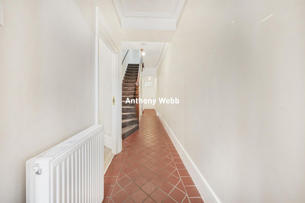 Property photo 3 of 24 Hallway