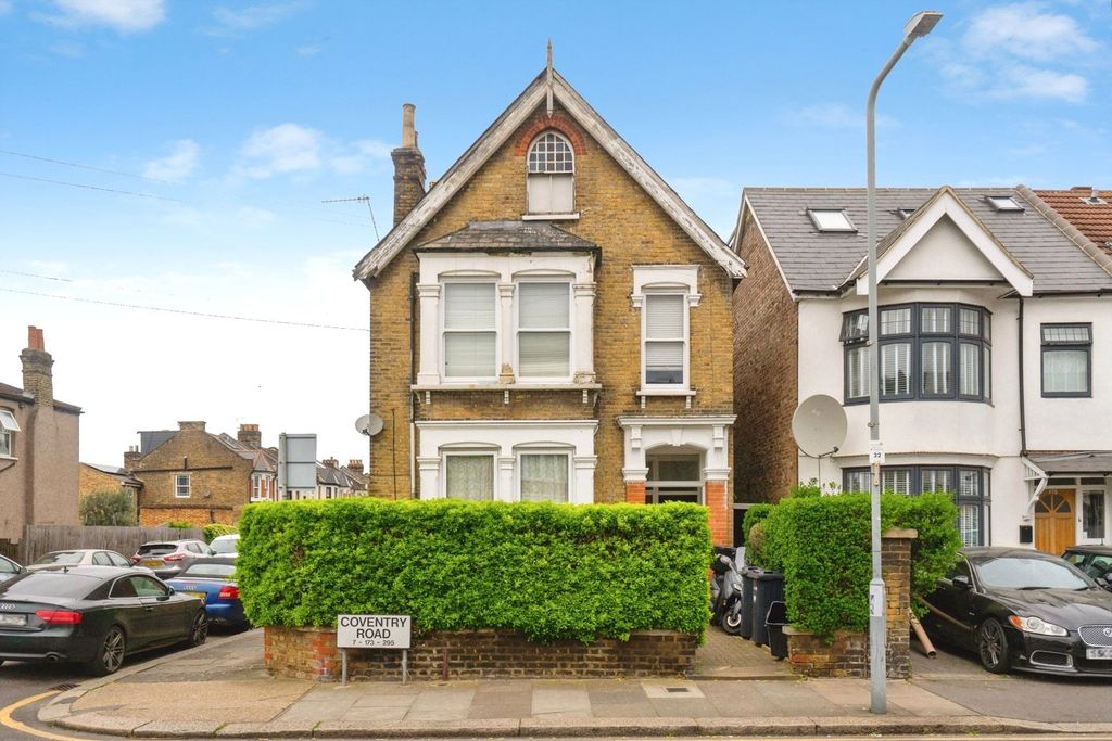 Property photo 1 of 15 Pbox-Img.Jpg
