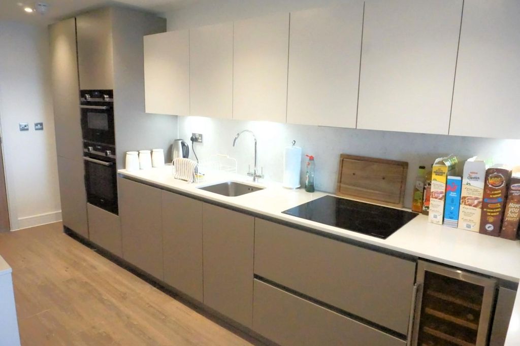Additional image 4 of 2 bed flat for saleThe Waterside Apartments, Pavilion Road, West Bridgford NG2