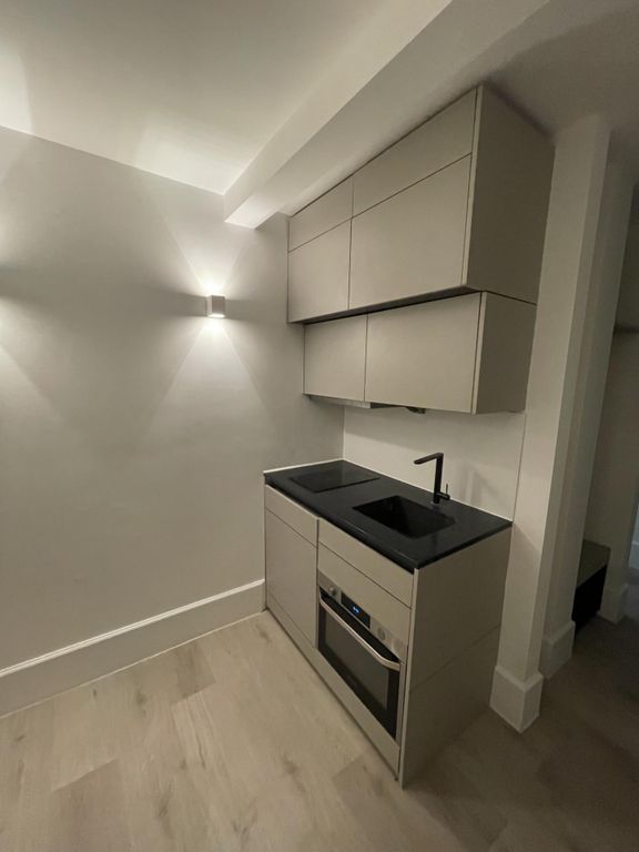 Property photo 3 of 10 Photo 11