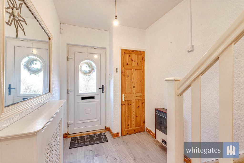 Property photo 3 of 28 Picture No. 02