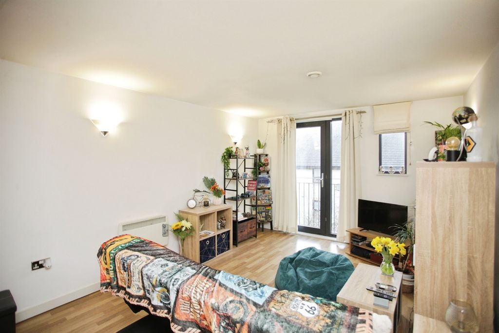 Additional image 11 of 1 bed flat for saleBryant Road, Rugby CV23