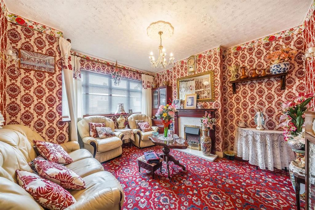 Property photo 2 of 9