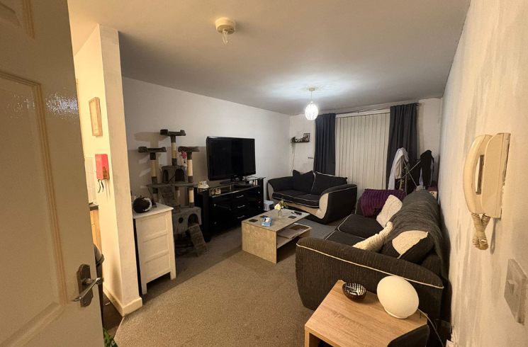 Property photo 3 of 9