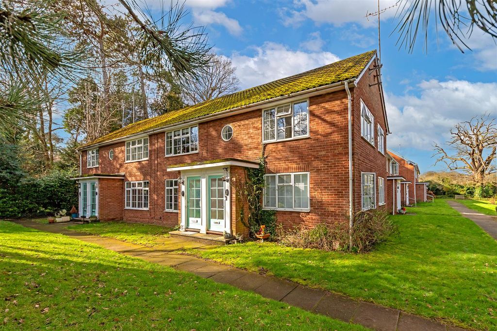 Property photo 3 of 22 20Westminstercourt-8.Jpg