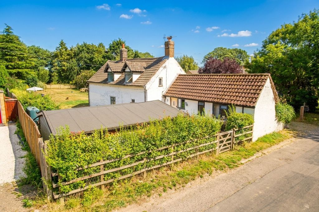 Property photo 1 of 35