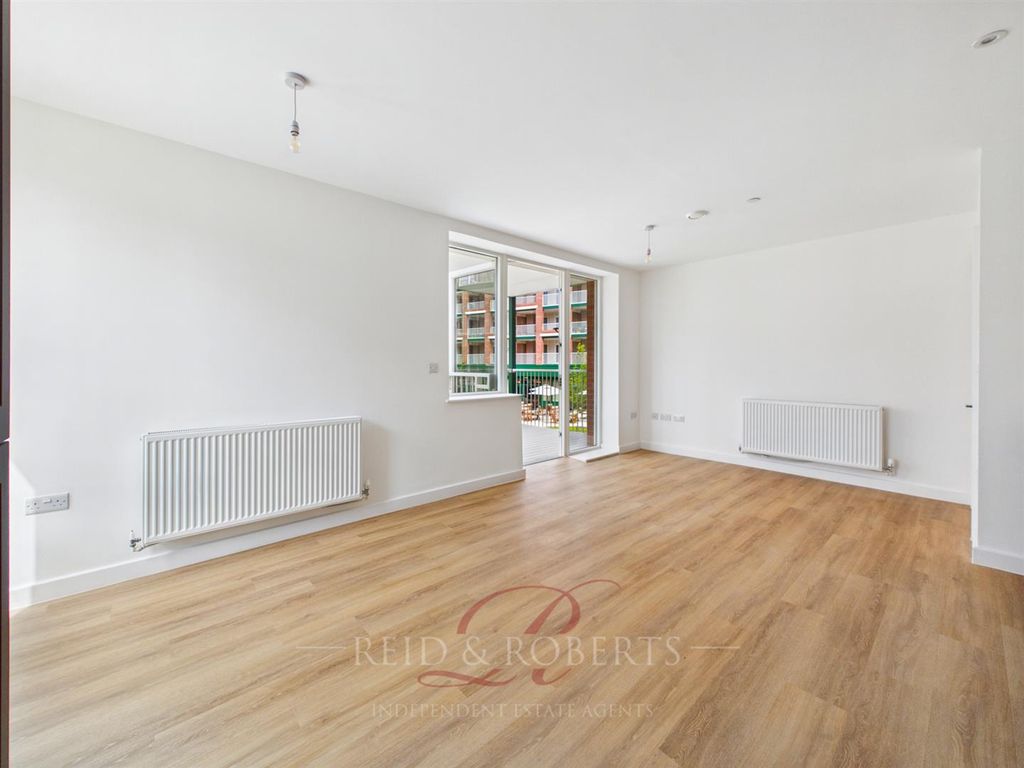 Property photo 1 of 26 Cam03999G0-Pr0242-Still007.Jpg