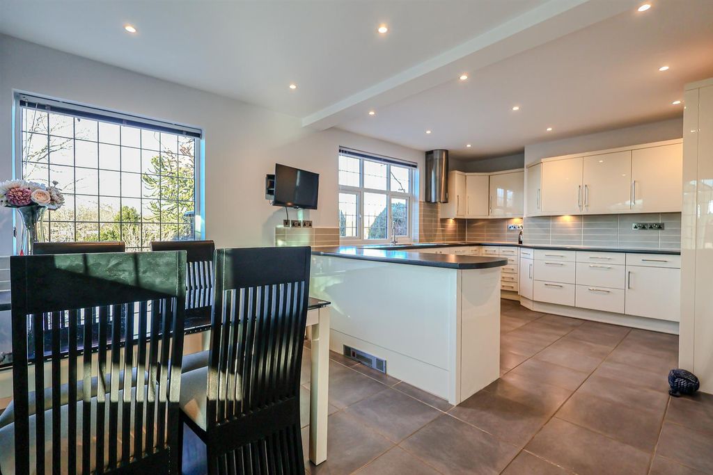 Property photo 3 of 36 Img_3657.Jpg