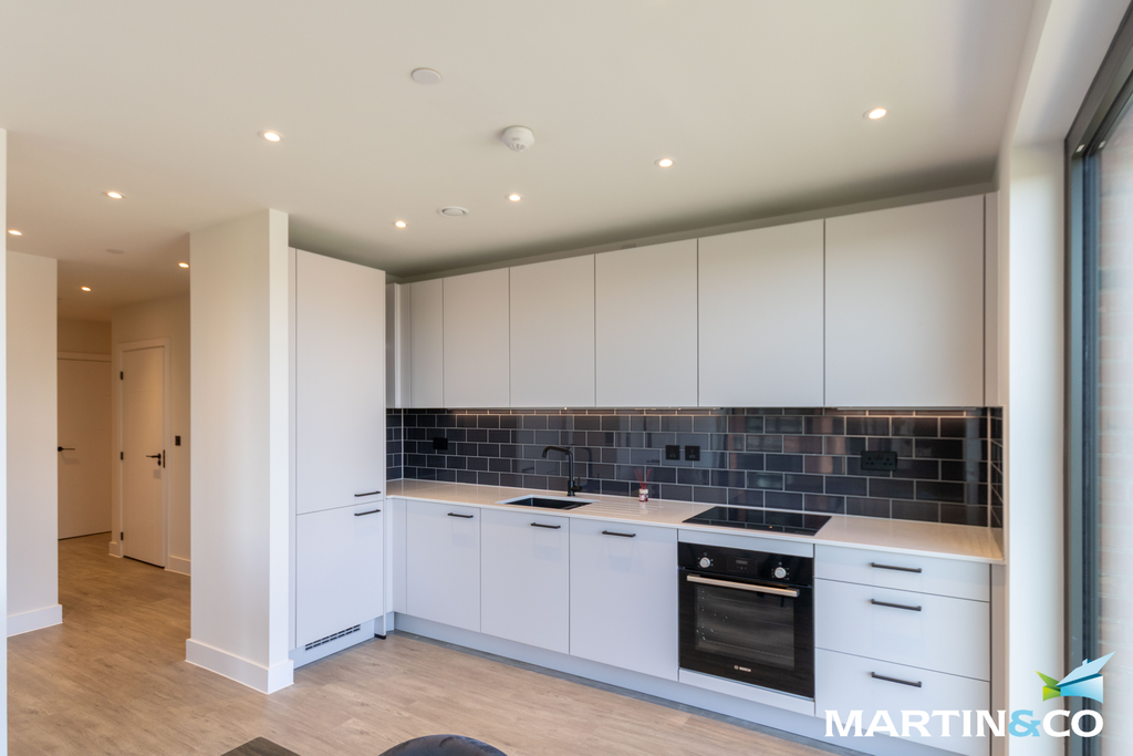 Property photo 3 of 25 Picture9