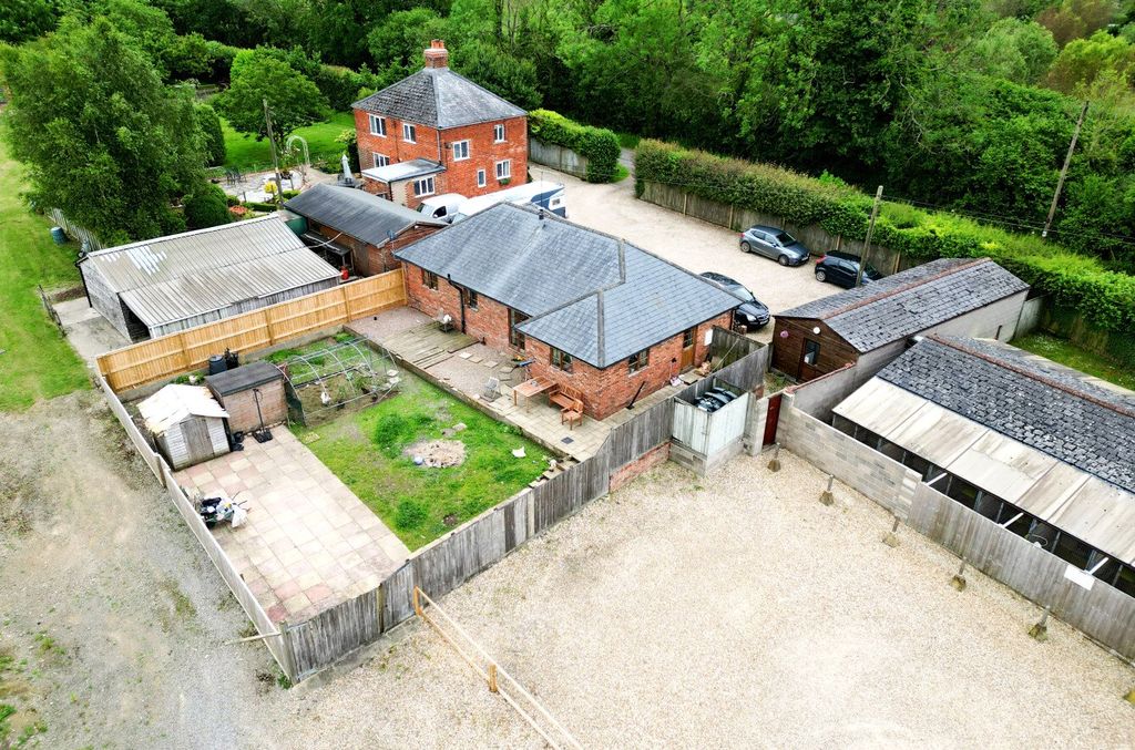 Property photo 2 of 9 Picture No. 02