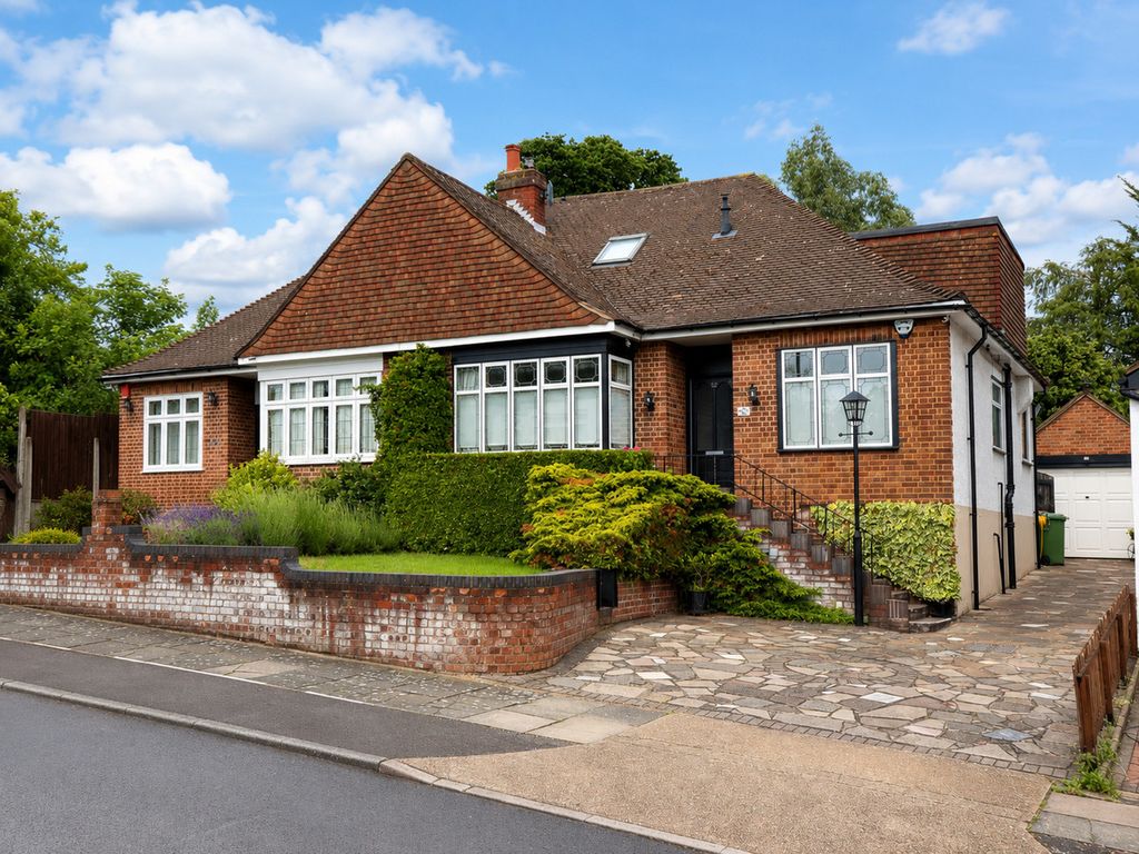 Property photo 1 of 31
