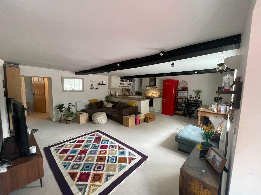 Property photo 3 of 6 Internal