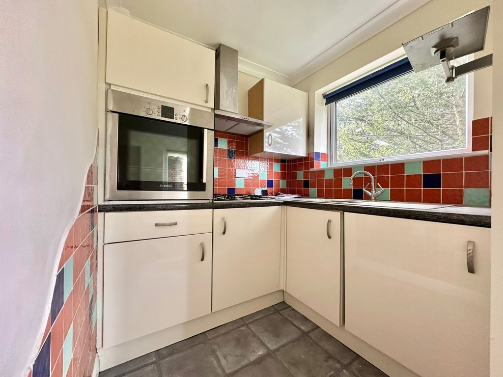 Property photo 2 of 9 Picture No. 06