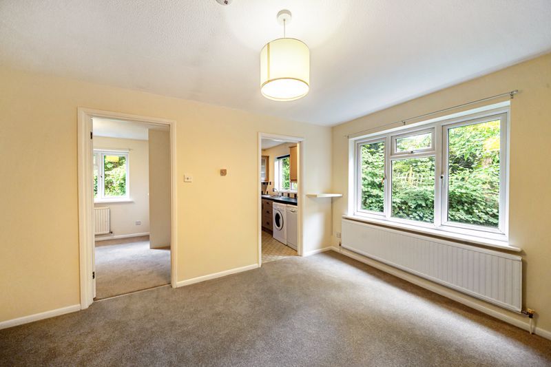 Property photo 3 of 14 Photo 4