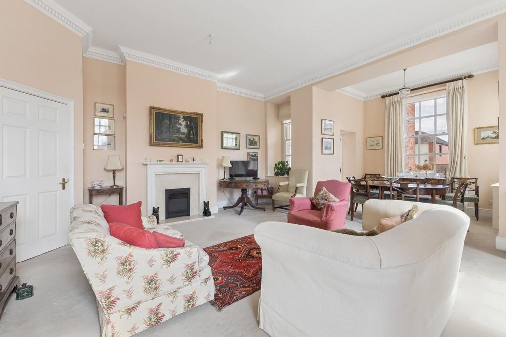 Property photo 3 of 20 Reception Room