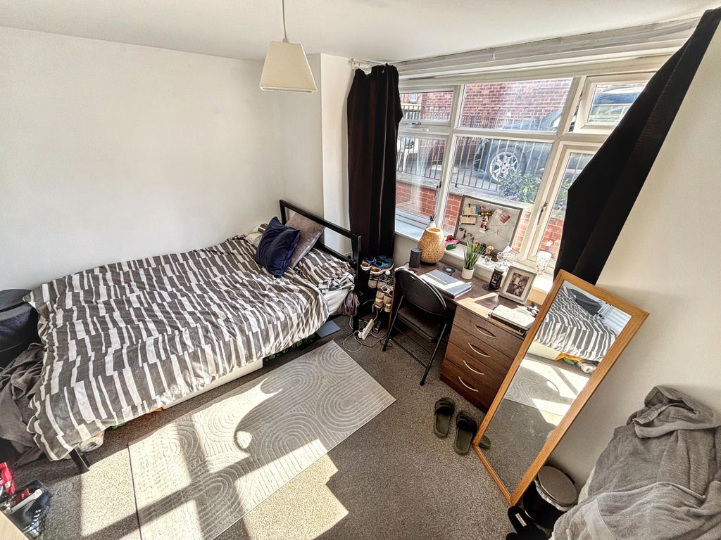 Property photo 2 of 10 Img_1762