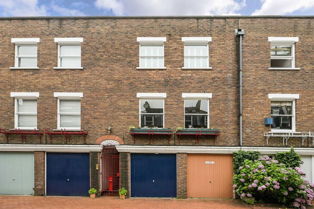 Property photo 1 of 5