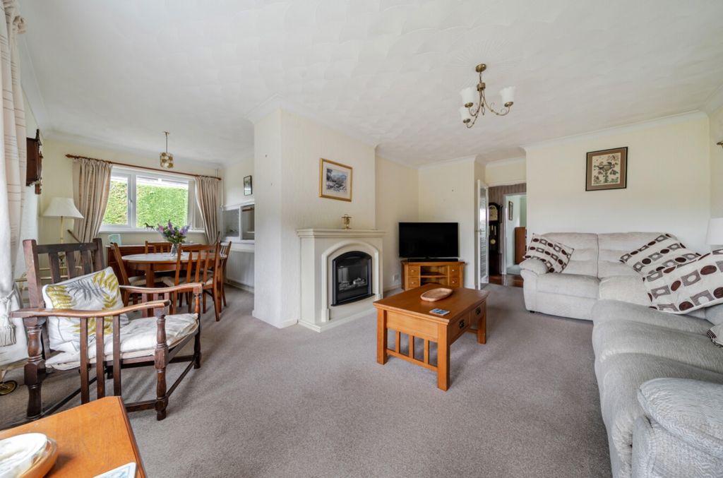 Property photo 2 of 17 1466424-5-6A0d9B43Bb870