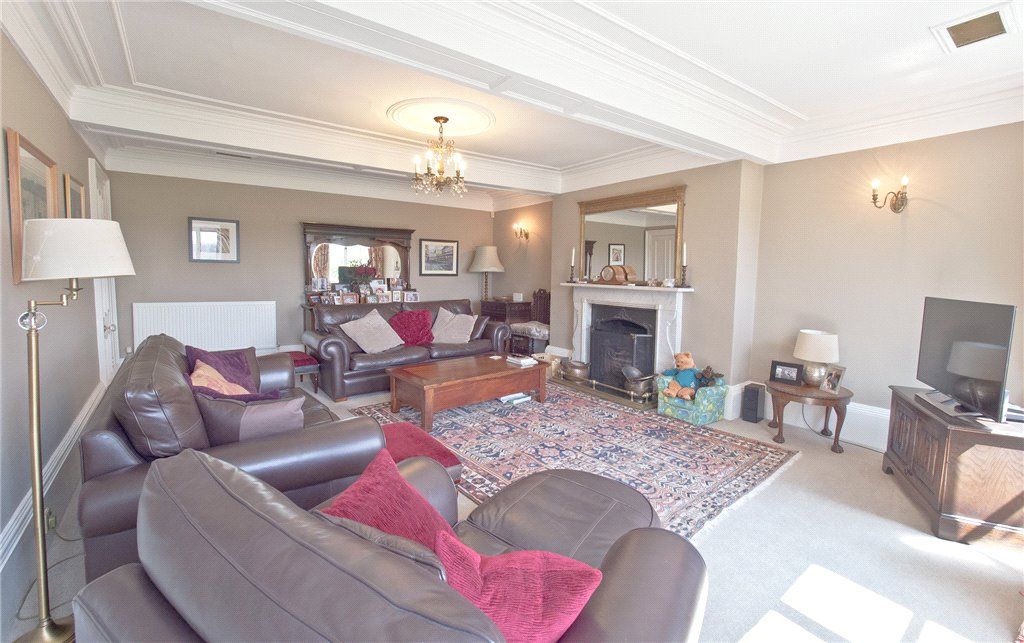 Property photo 2 of 35 Picture No. 02