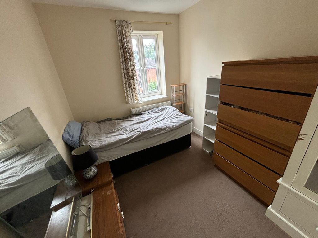 Property photo 1 of 3