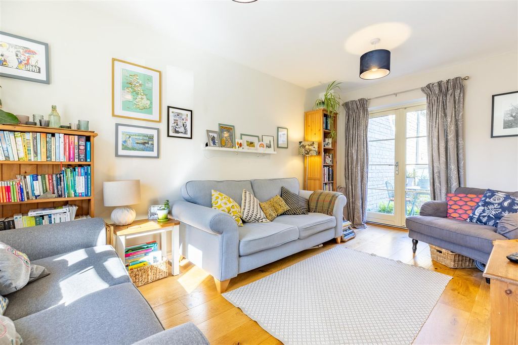 Property photo 2 of 25 4 Savory Way (12).Jpg