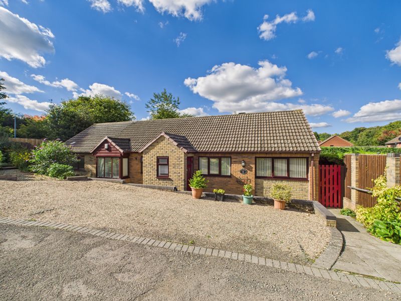 Property photo 1 of 19 Photo 5