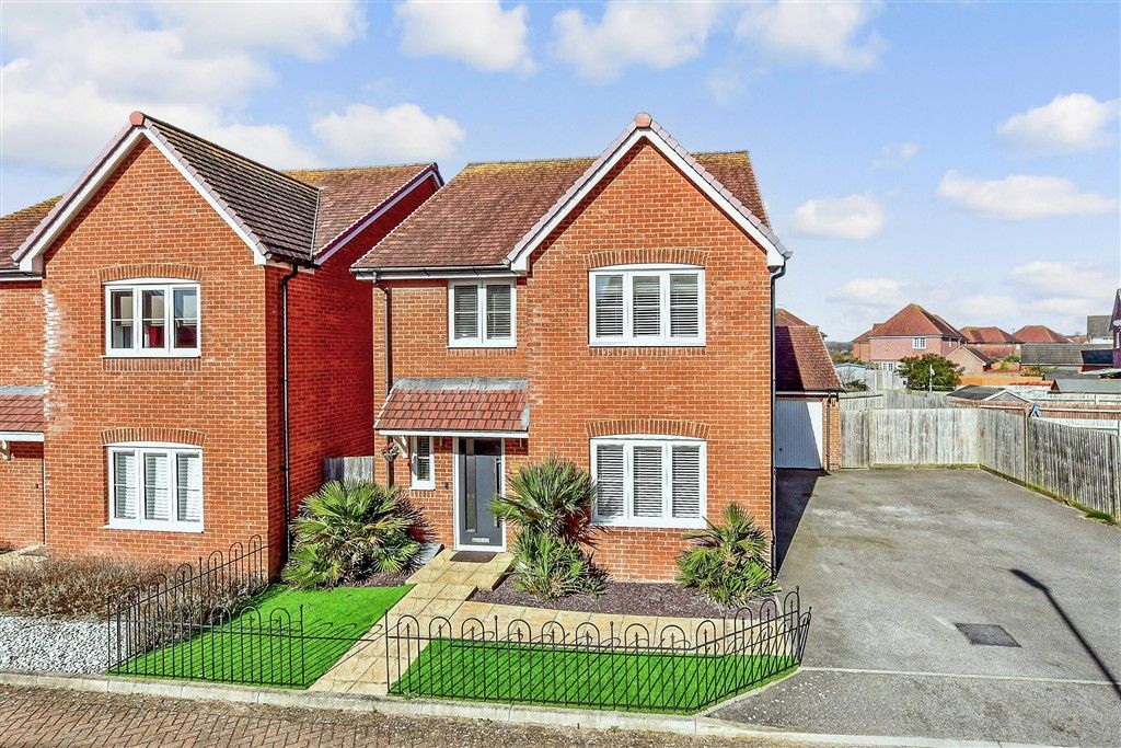 Property photo 1 of 14 Front