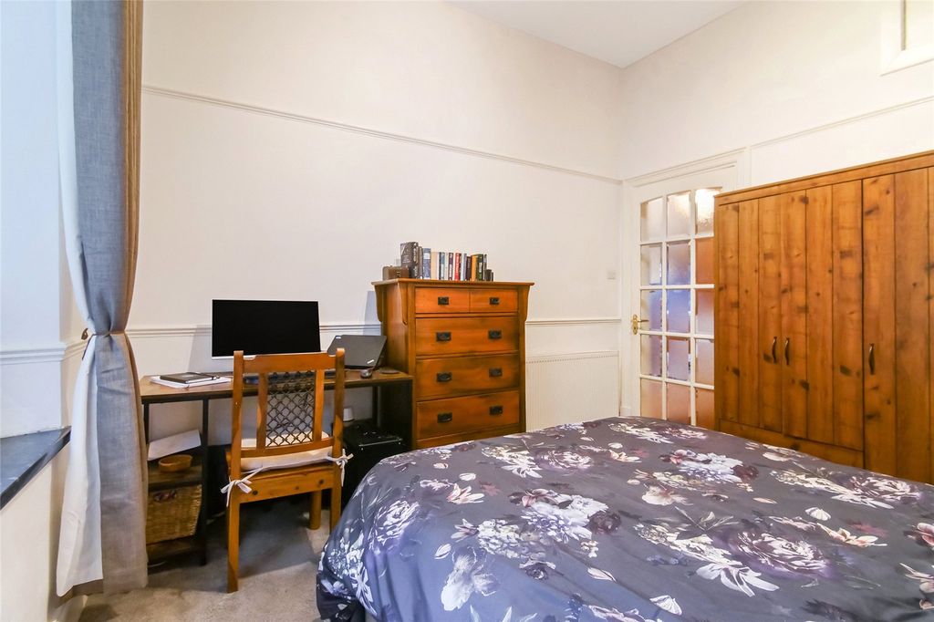 Additional image 10 of 1 bed flat for saleGlasgow Road, Paisley, Renfrewshire PA1