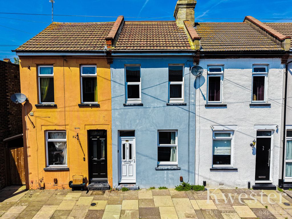 Property photo 1 of 31