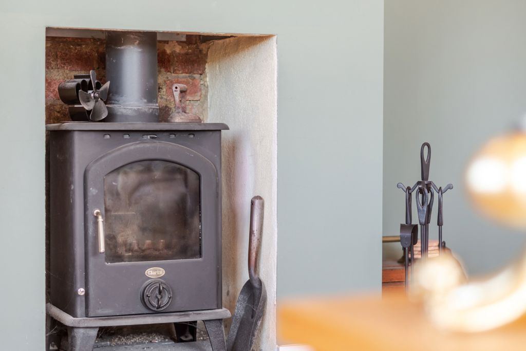 Property photo 2 of 18 Log Burner