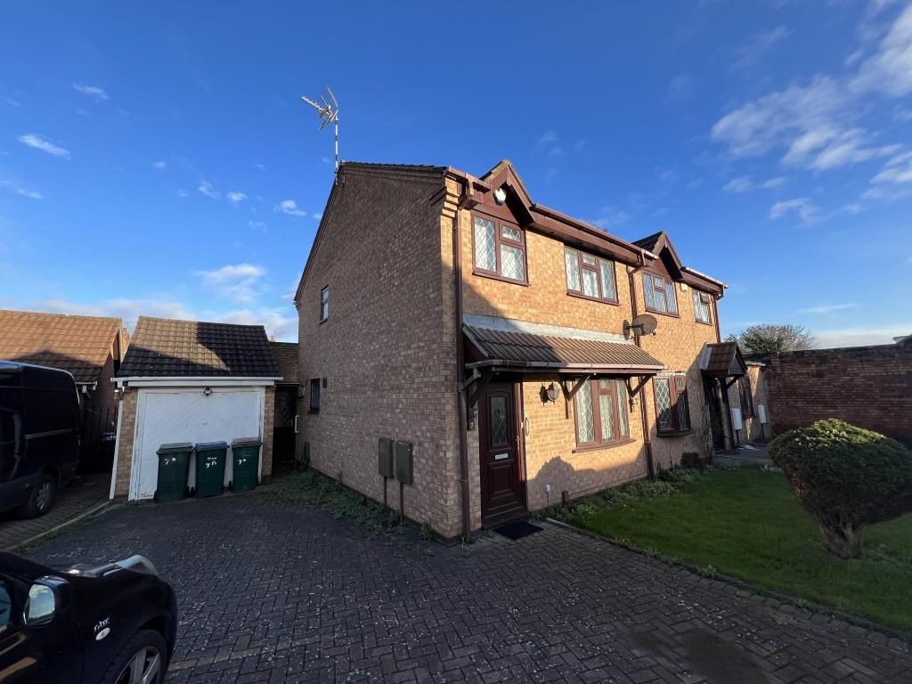 Property photo 1 of 12