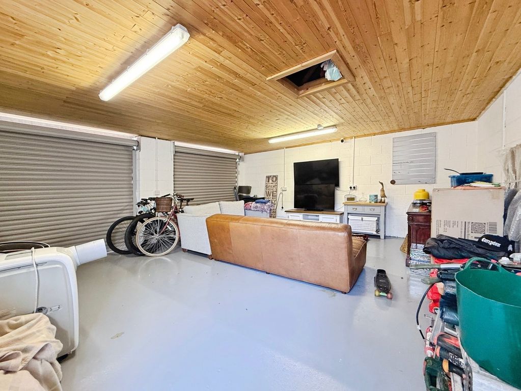Additional image 23 of 4 bed detached house for saleStation Road, Abergavenny NP7