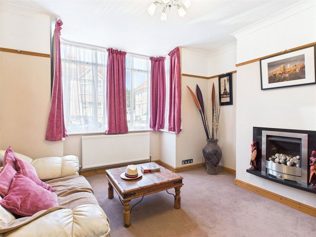 Property photo 2 of 20 Picture No. 25