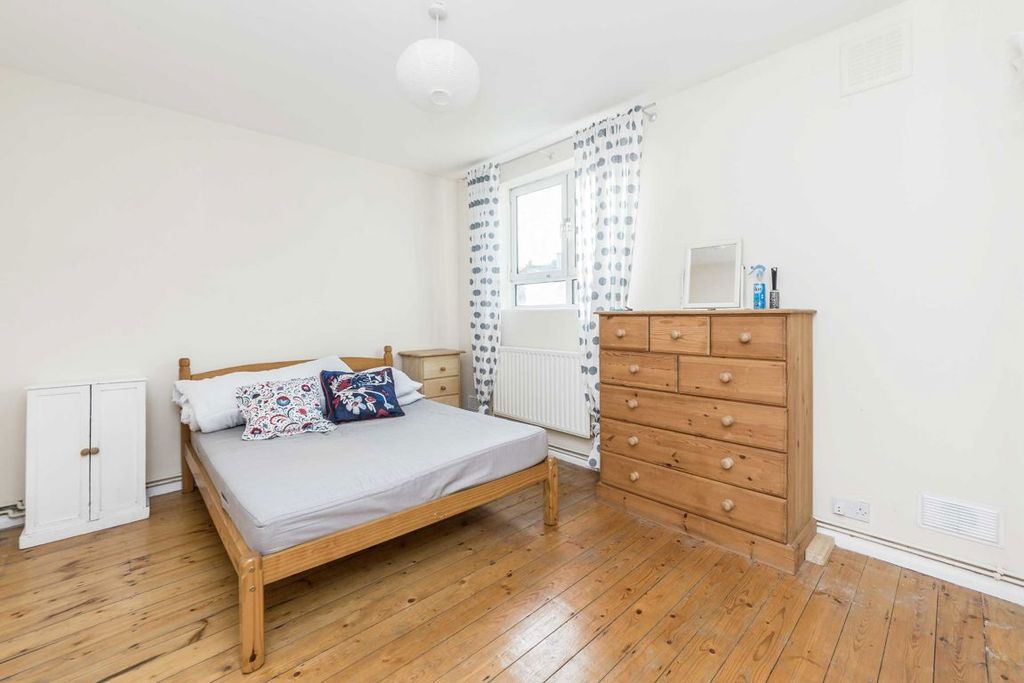 Property photo 3 of 3