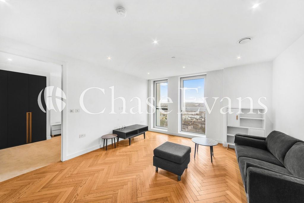 Property photo 2 of 17 Living Area