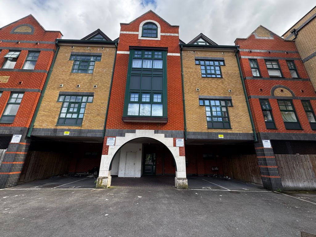 Property photo 2 of 4