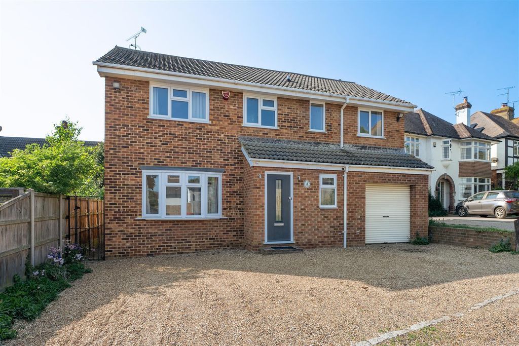 Property photo 1 of 20 Tower Road, Tankerton, Whitstable