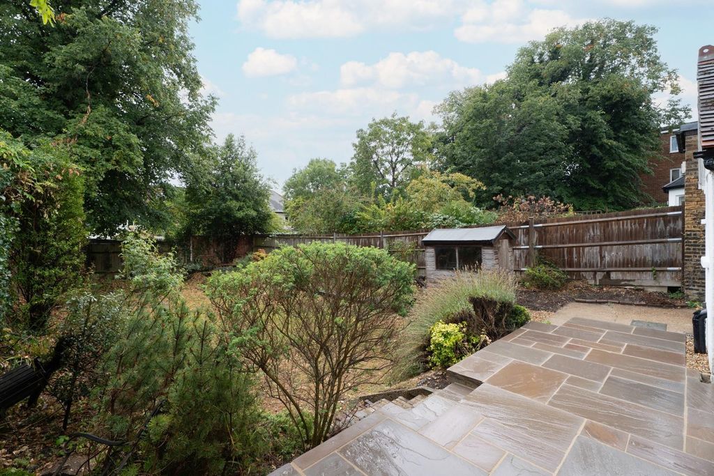 Property photo 3 of 19 Img17.Jpg