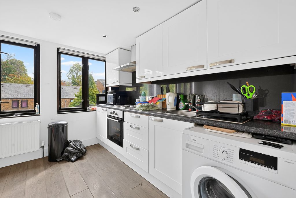 Property photo 1 of 26 Pbox-Img.Jpg