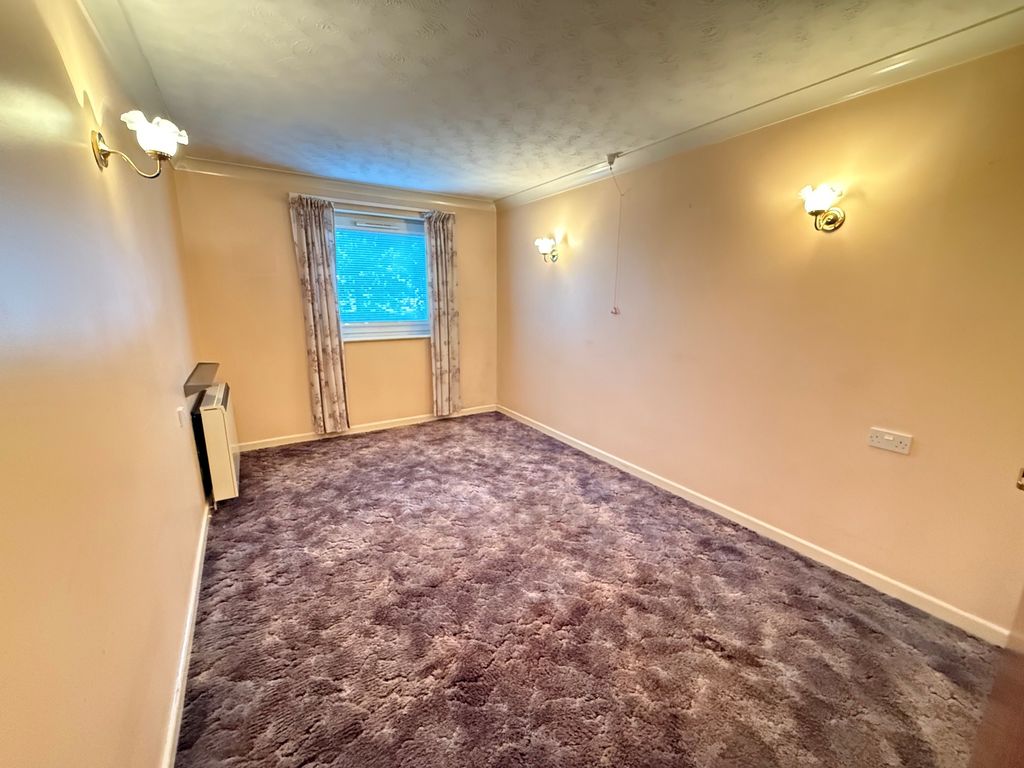 Property photo 3 of 5