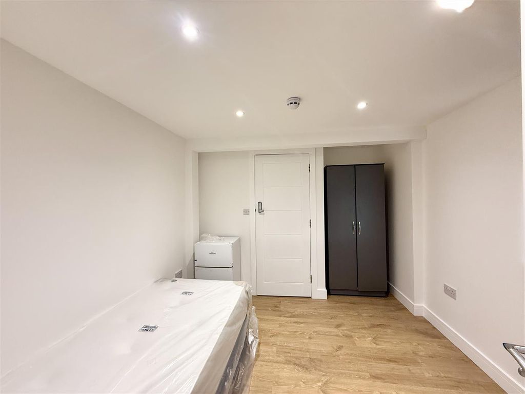 Property photo 3 of 9 Img_1991.Jpeg