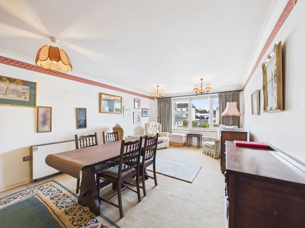 Property photo 3 of 21 4976875