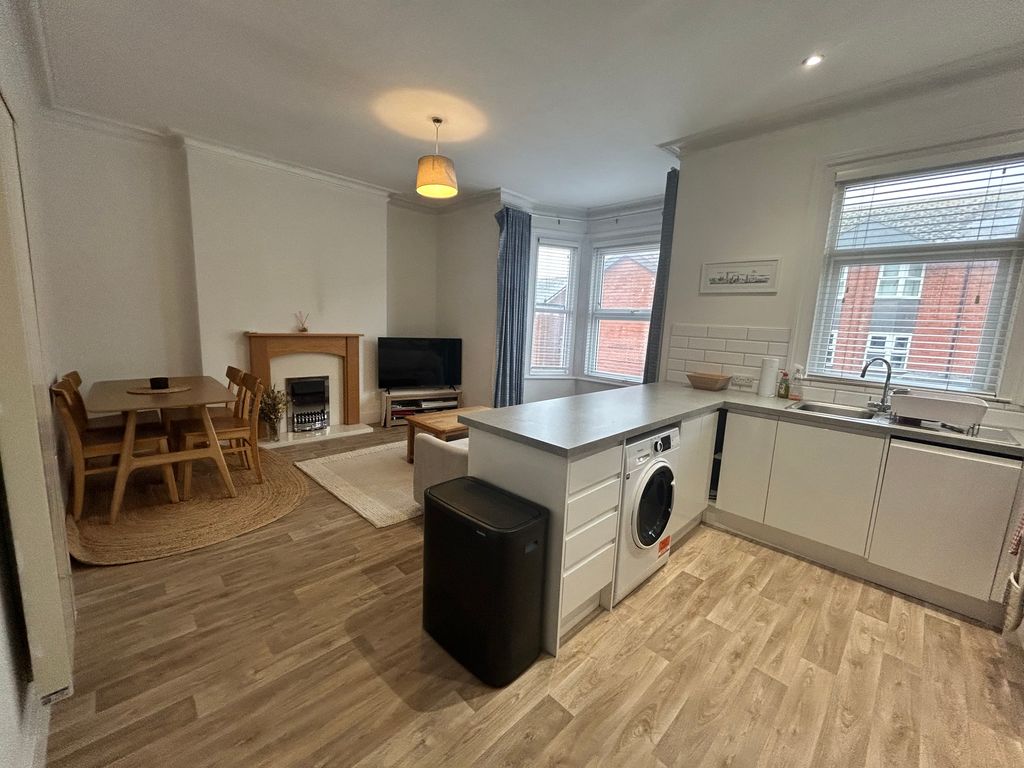 Property photo 3 of 11 Img_0679