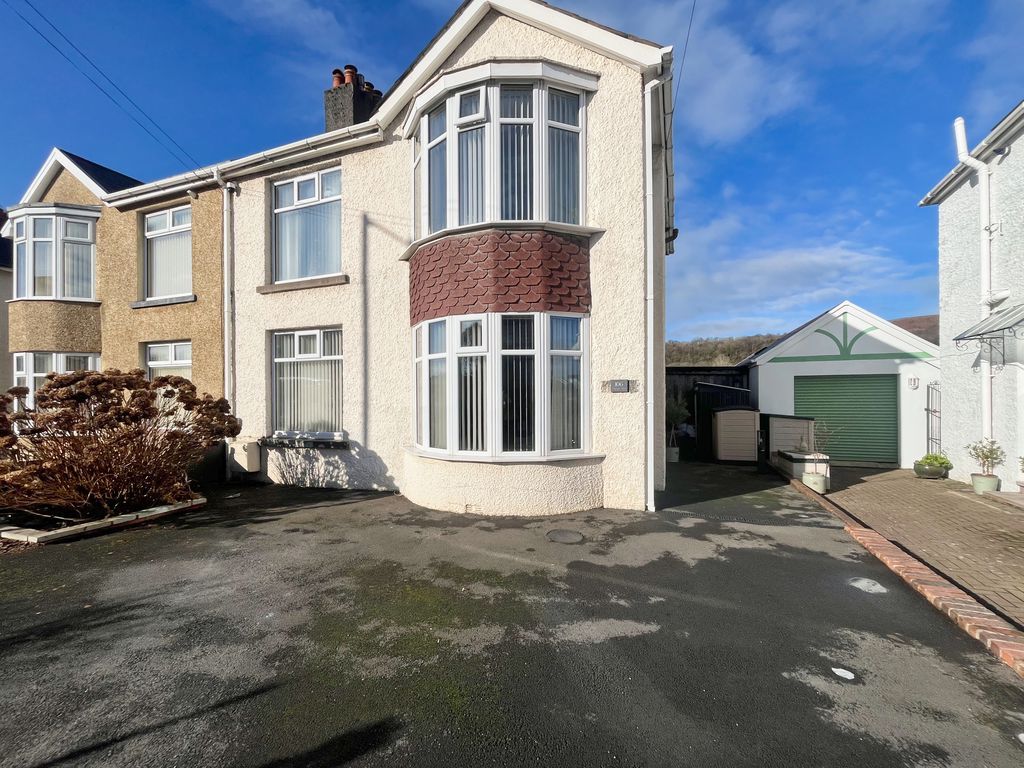 Property photo 1 of 23 Photo 2