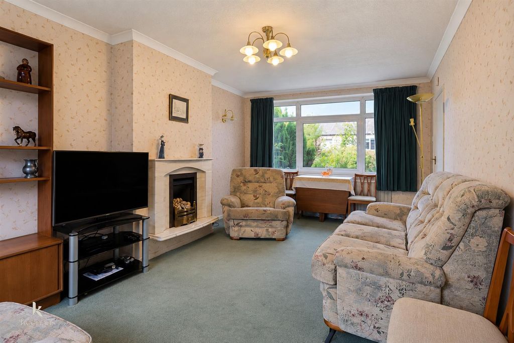 Property photo 2 of 17 .-03.Jpg